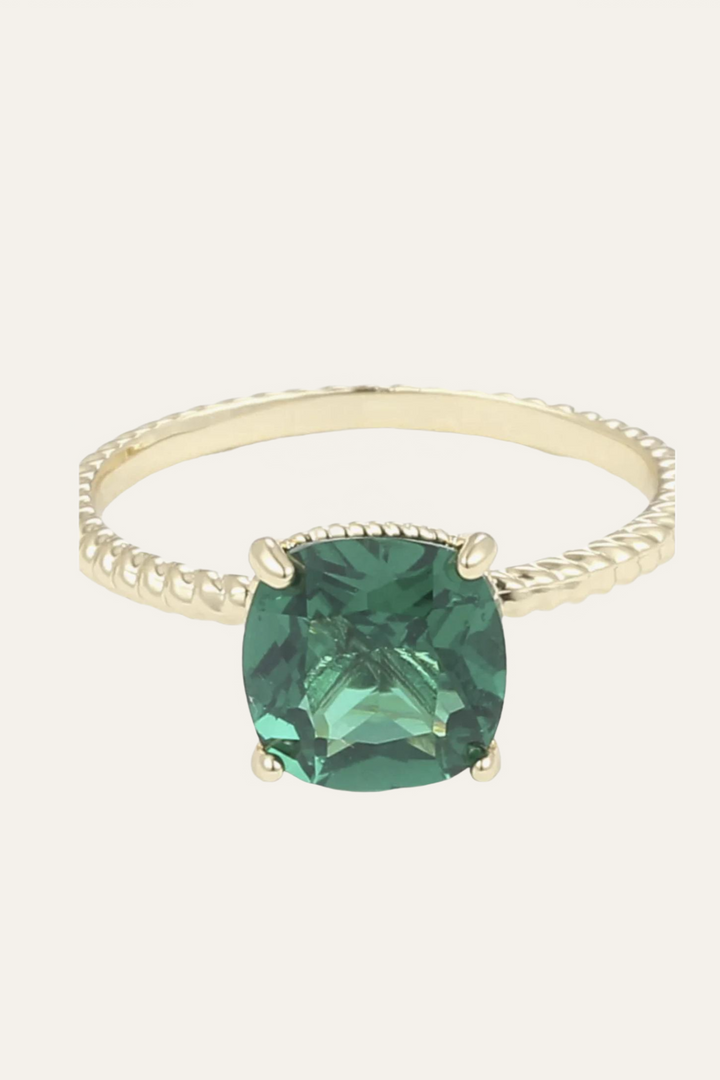 Quadratischer Zirkonia-Ring
