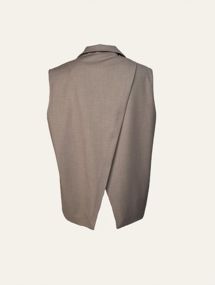 Cut-Out Weste "Zuina"