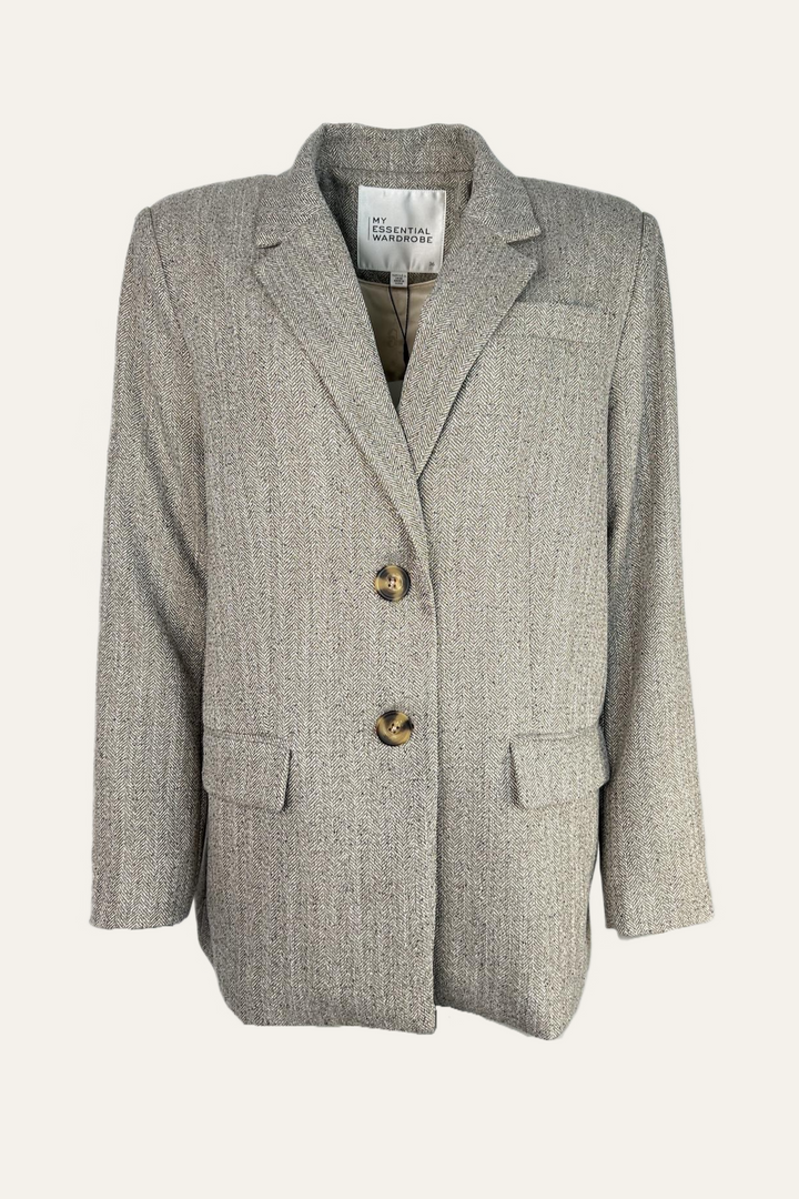 My Essential Wardrobe - Blazer - Emmy