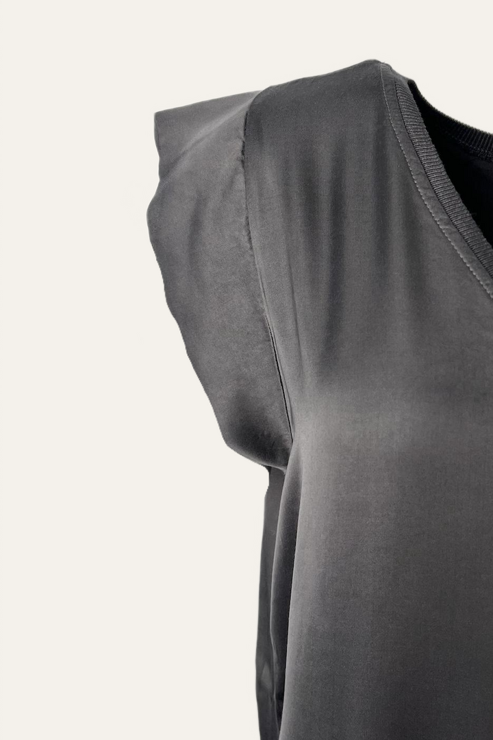 Satin Kleid "Svejaa"