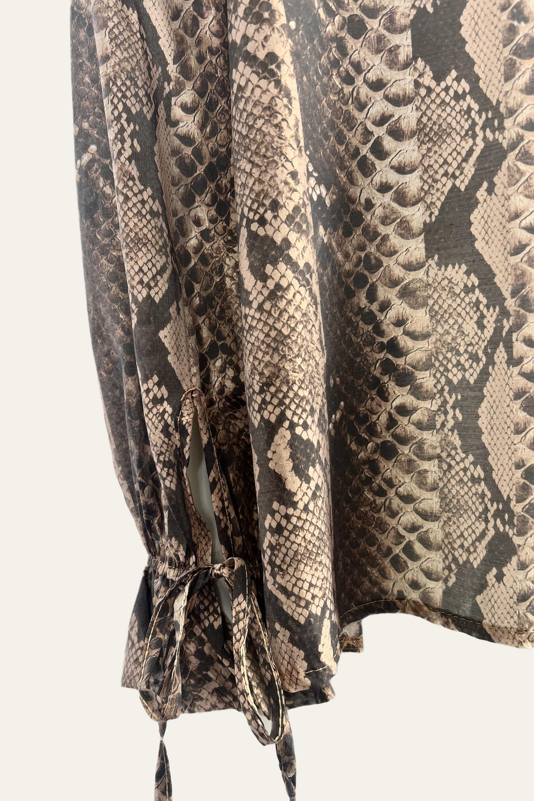 Schlangenmuster-Bluse "Scharina"