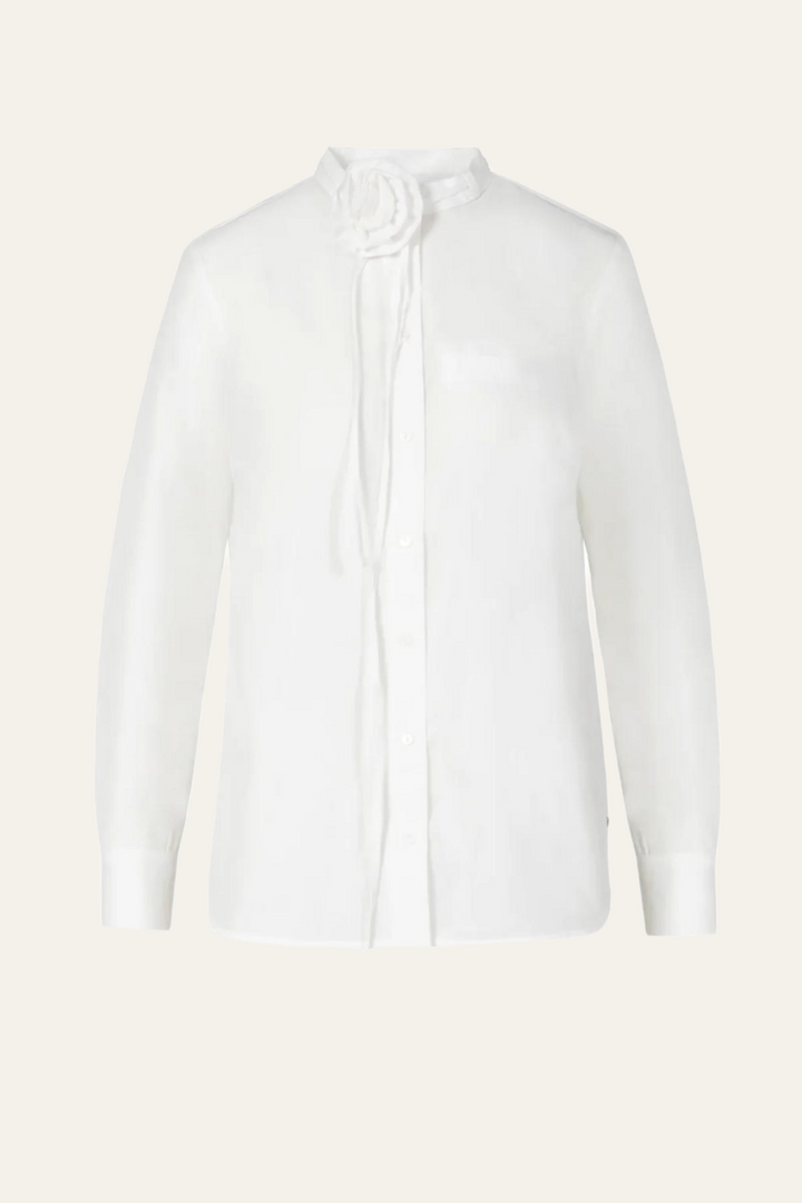 Coster Copenhagen - Bluse mit Rosenhalskette