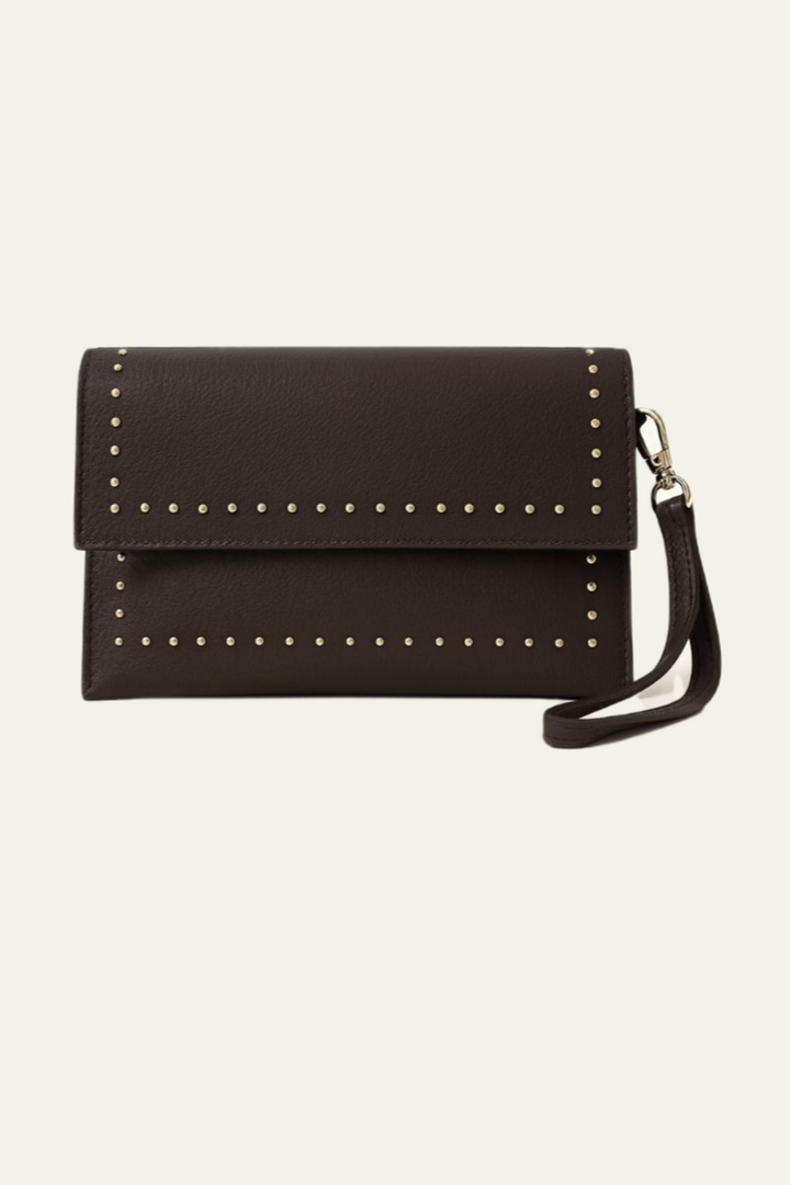 Lederclutch mit Nieten