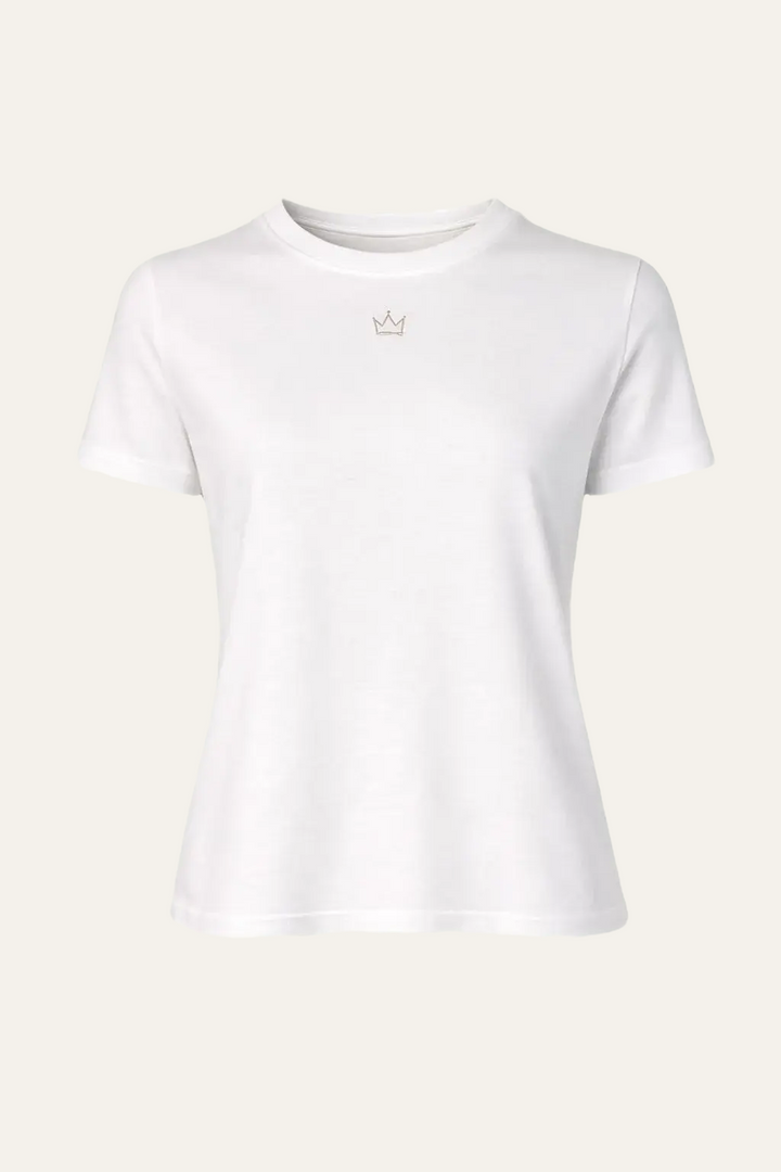 by ANIWI - Essential Tee