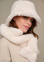 Rino&Pelle - Faux fur bucket hat