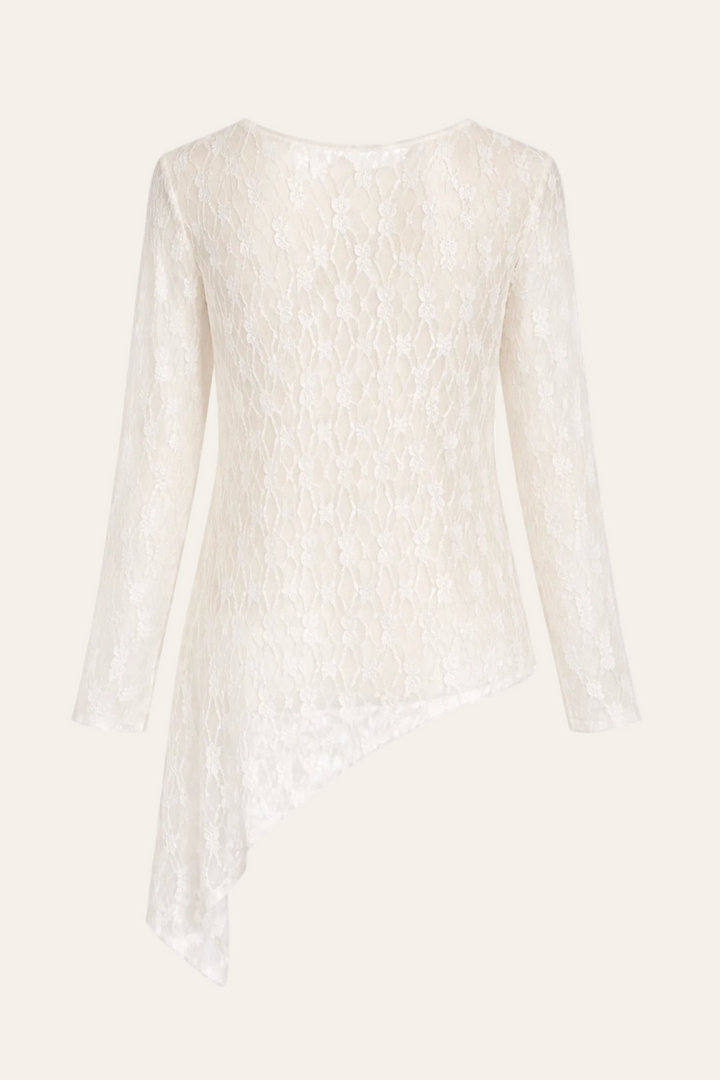 Spitzenoberteil mit Schrägschnitt "Spellyy"