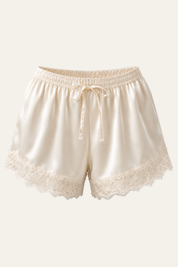 Satin Shorts mit Spitze