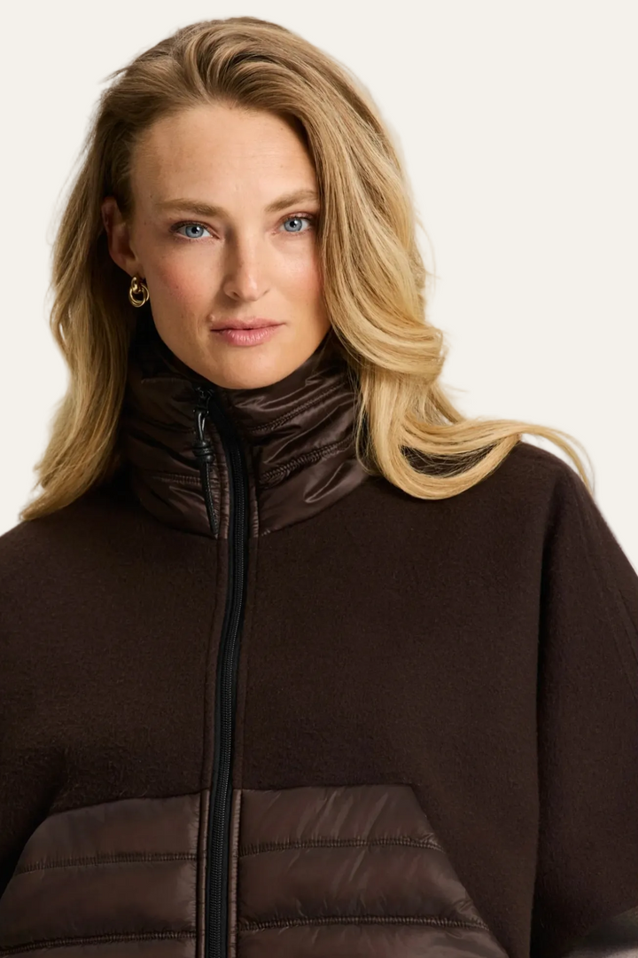 Deblon - Cape "Stine"