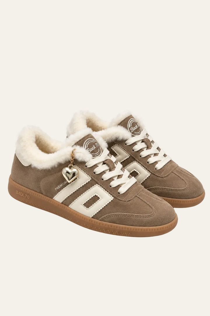 Back 70 - Sneaker "Cloud Teddy"