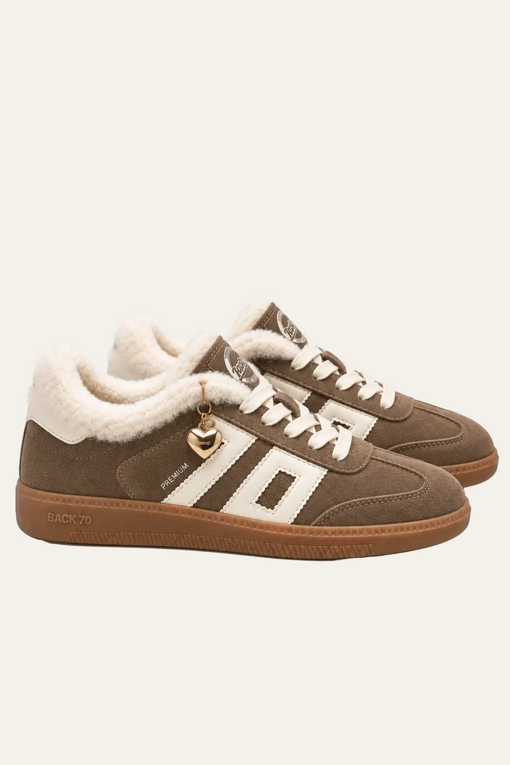 Back 70 - Sneaker "Cloud Teddy"