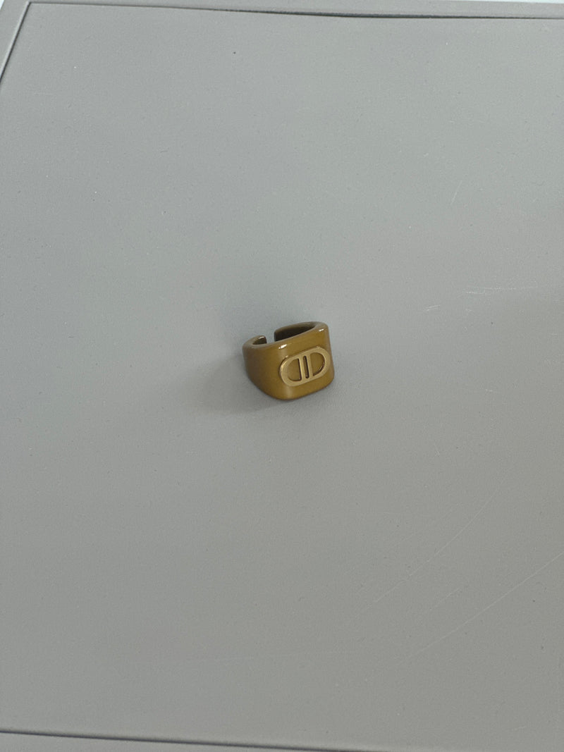 Ring - Statement