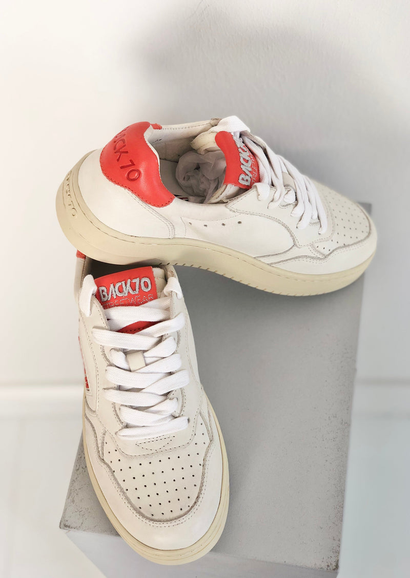 Back 70 Sneaker "Savanna Red"