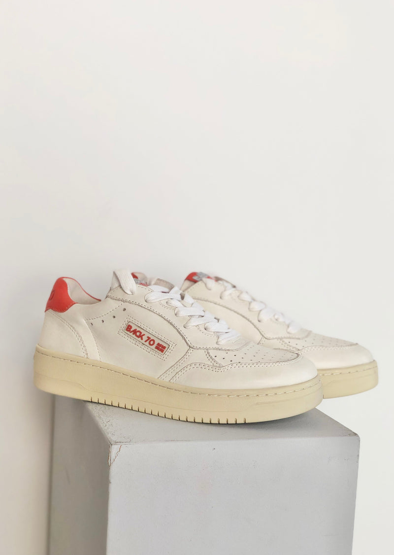 Back 70 Sneaker "Savanna Red"