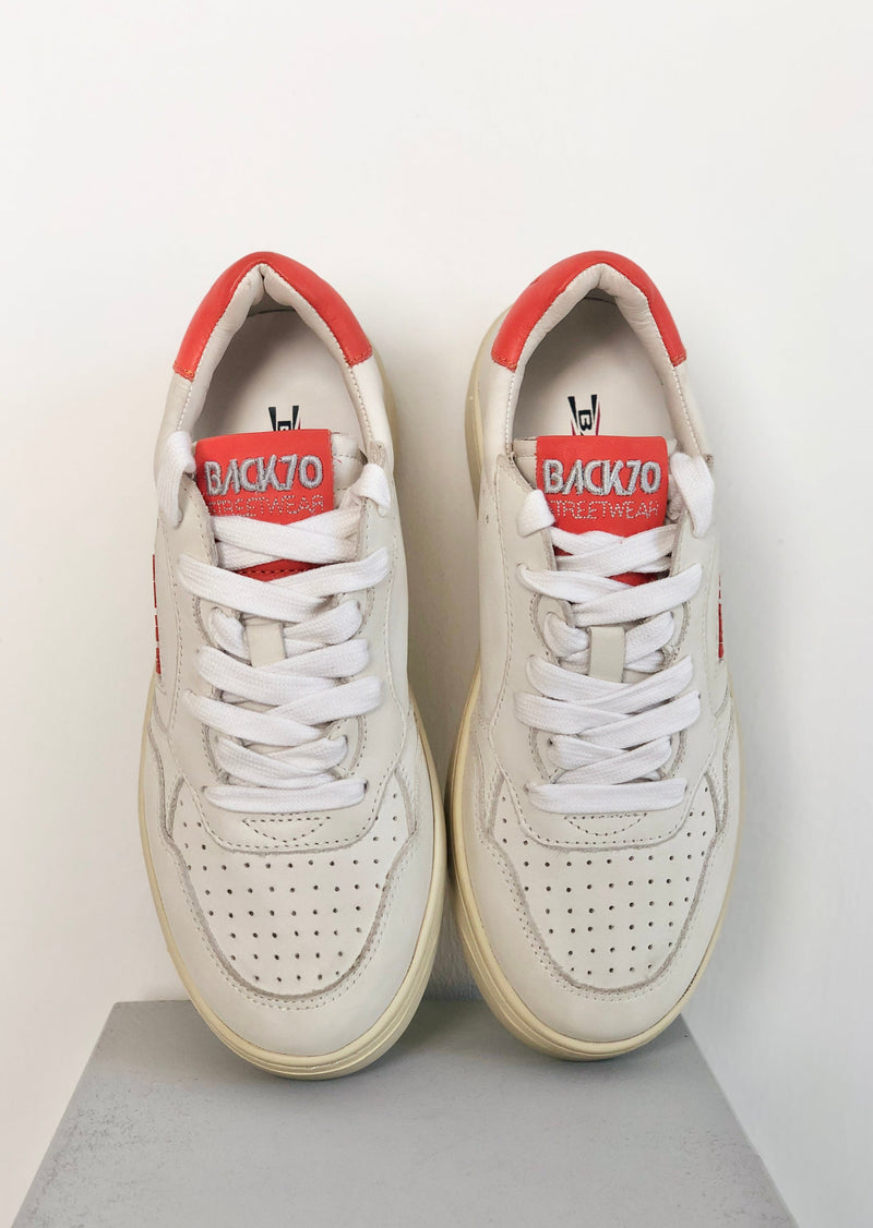 Back 70 Sneaker "Savanna Red"