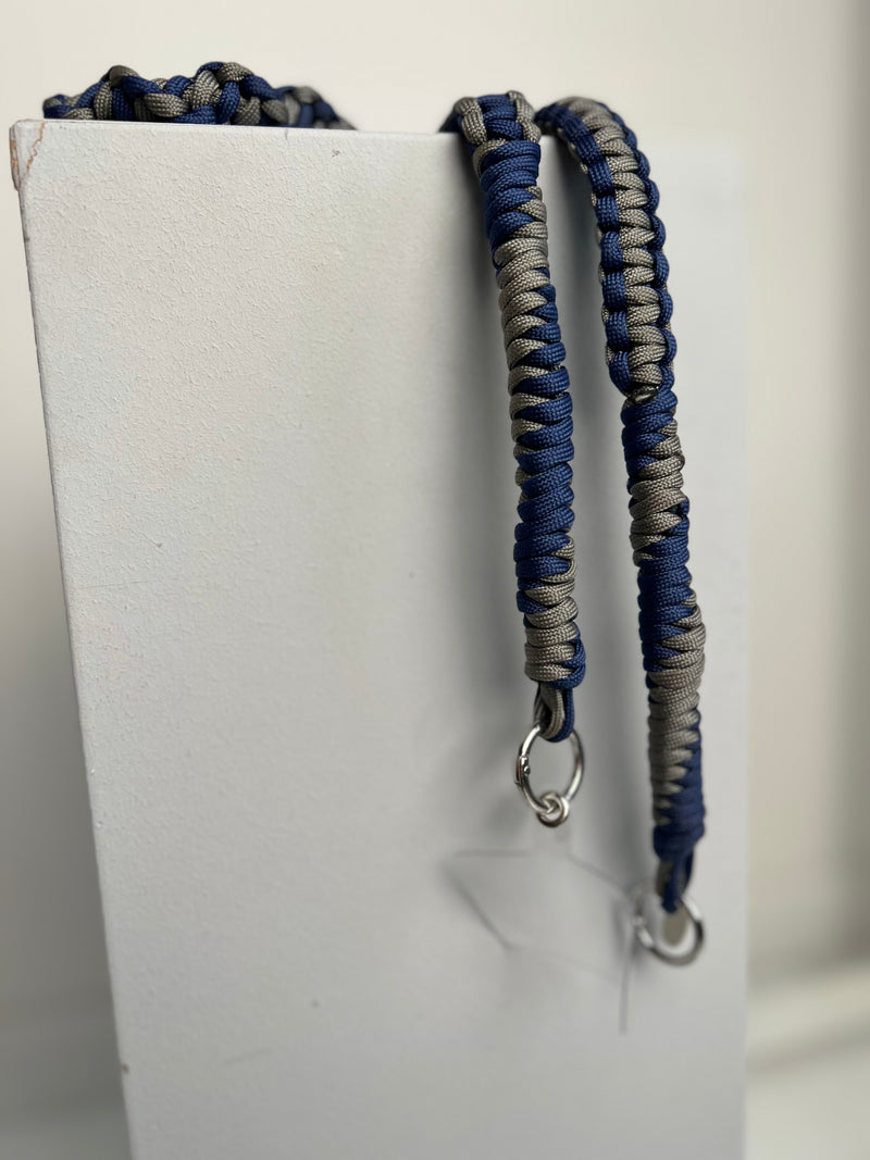 Geflochtene Handykette Twisted - Blau/Grau